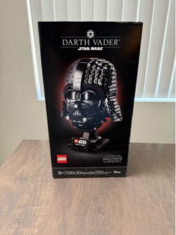 Lego Darth Vader Helmet (SEALED)