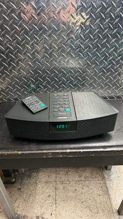Bose AWR1-1W Wave Booskshelf AM / FM Clock Radio