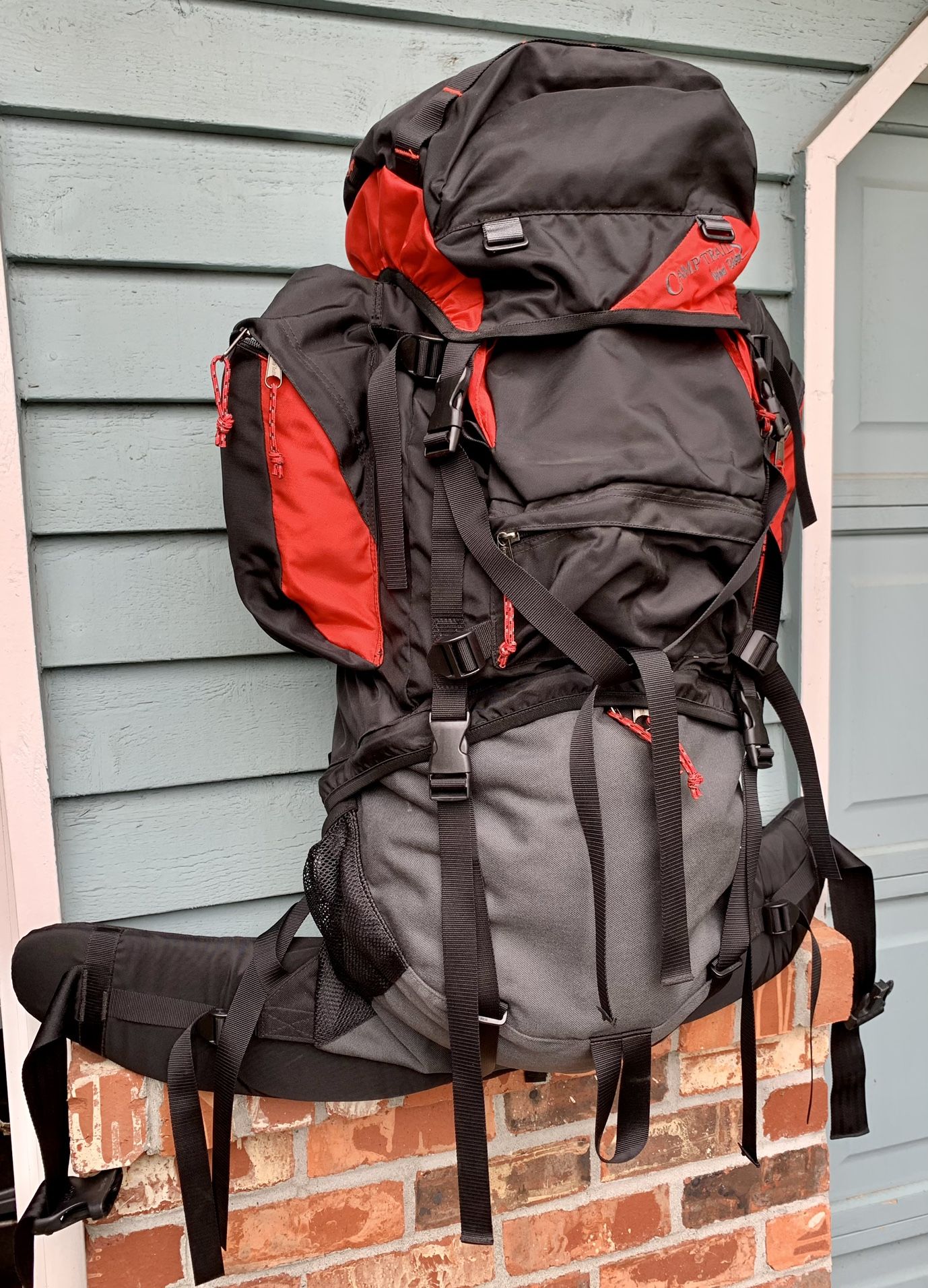 Camp Trails Wind River Internal Frame Backpack - Camping 🏕 Hunting 🦌 Hiking 🥾