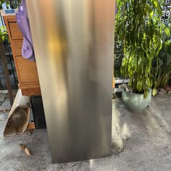 Vissani Fridge/Freezer