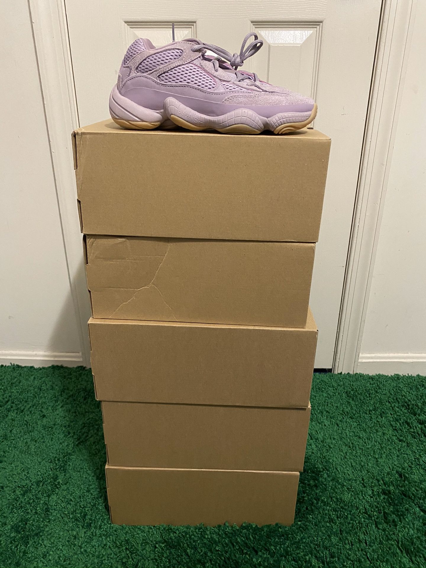 BRAND NEW ADIDAS YEEZY 500 SOFT VISION SIZE 4 4.5 5.5 6 7.5