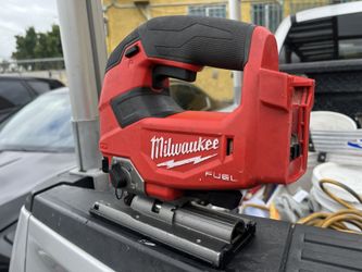 Caladora Milwaukee Fuel 18 Volt 