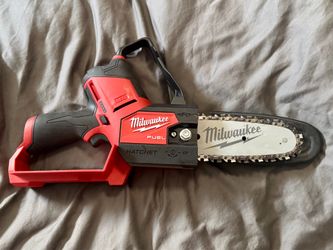 Milwaukee Hatchet Pruning Saw