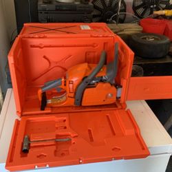 Husqvarna Chainsaw 