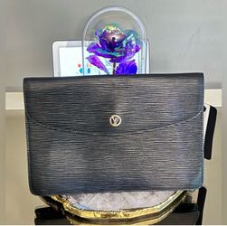 Authentic Louis Vuitton Epi Leather Clutch
