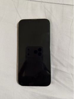 iPhone 13.