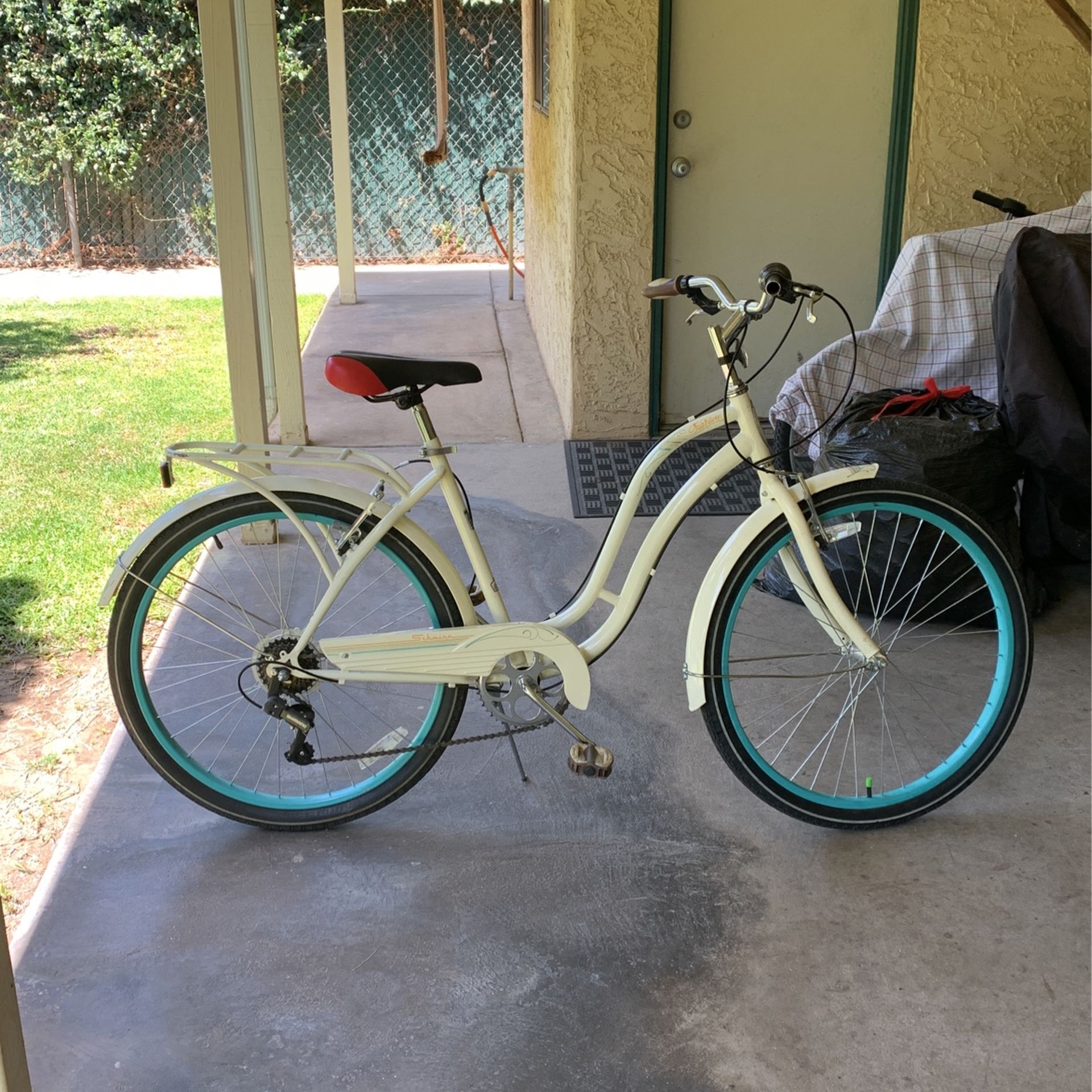 Schwinn Fairhaven 26” Cruiser Bike 7 Speeds