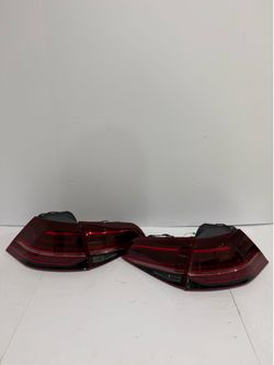 Volkswagen golf 2015-2017 tail lights