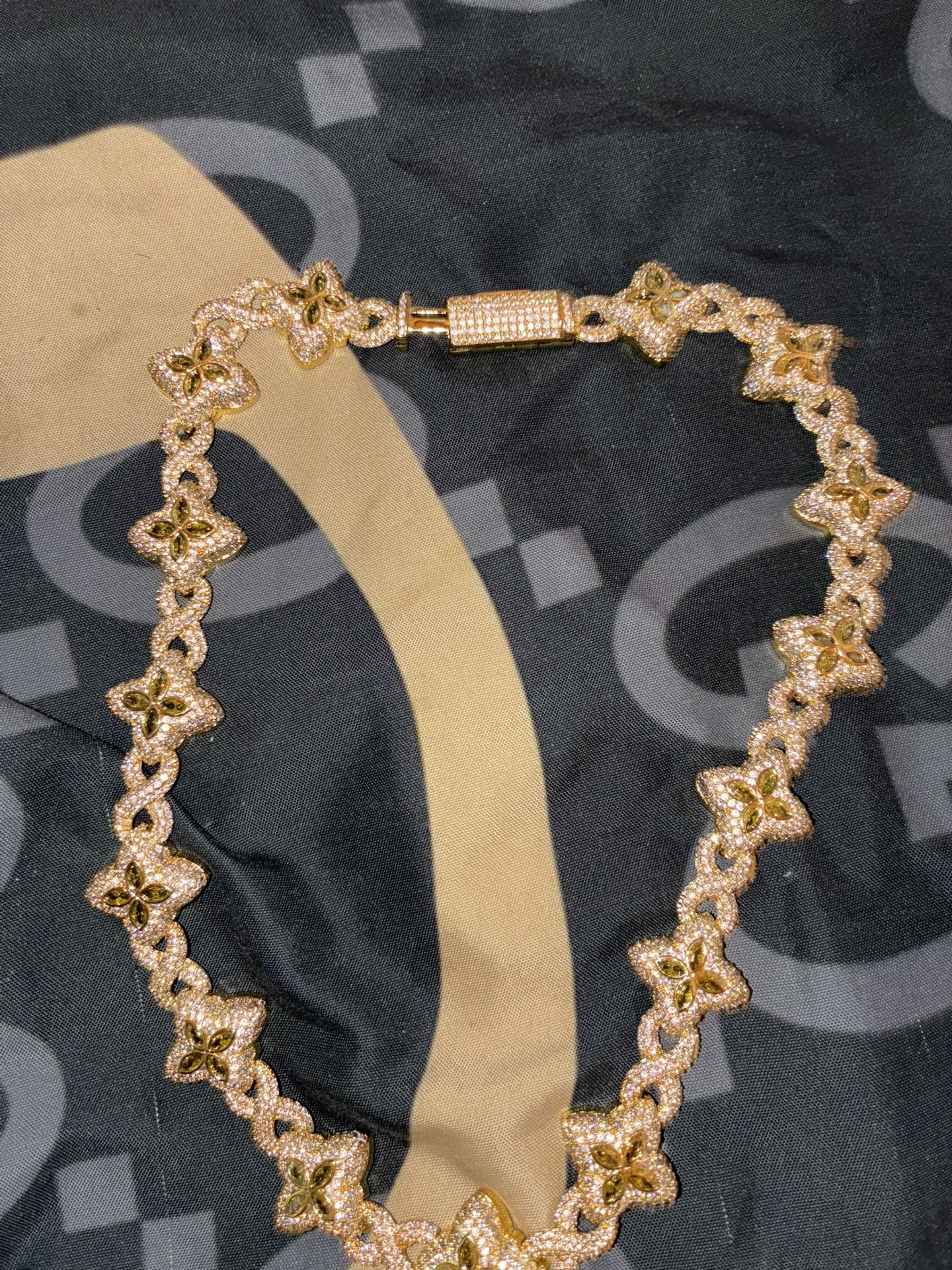 Mossinaite Chain Gold Clover 8 Inch 