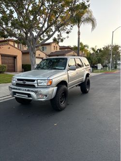 2001 Toyota 4Runner Silver 4D