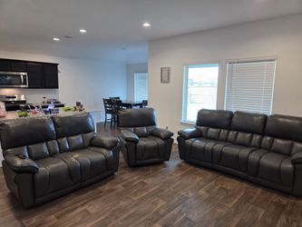 COUCH RECLINER SET