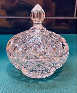 Vintage Fifth Avenue Crystal Brighton collection covered bowl