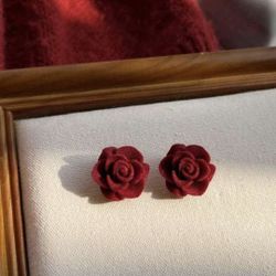 Beautiful Red Rose-Shaped Accessories