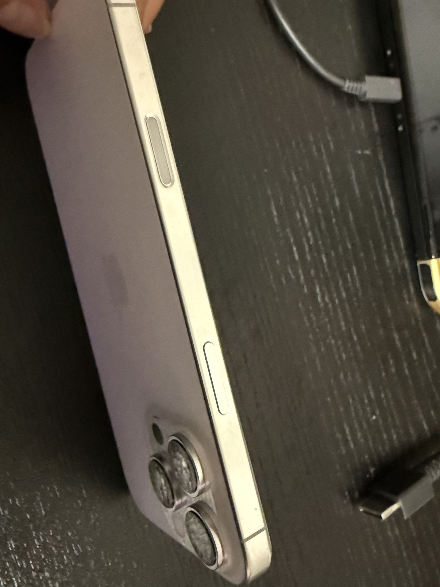 iPhone 16 Pro Max 256gbs T-Mobile Network 