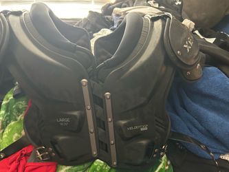 Velocity V2 Pro Football Shoulder Pads Large