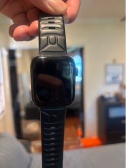 Apple Watch SE (2nd Gen, GPS) – 44mm Aluminum