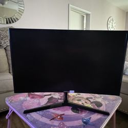 Samsung 27” Curved Monitor 