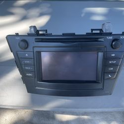 Radio: 2012-15 Toyota Prius