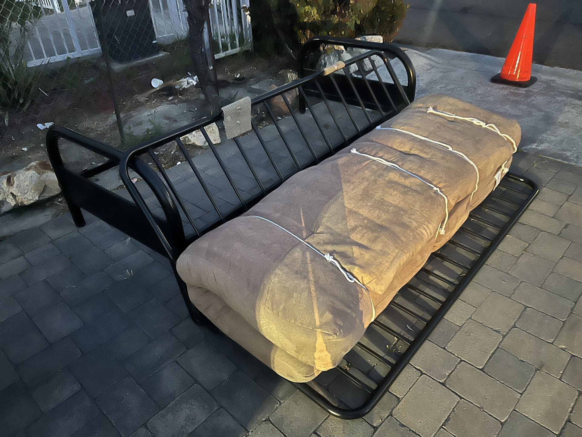 Free Futon