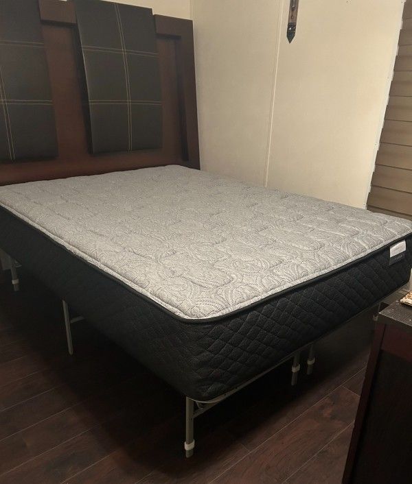 !! Premium Mattresses at 50-70% Off Retail!