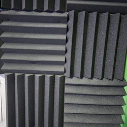 Acoustic Foam Bundle — 24‑Pack 2″ Wedge Panels + 4 Bass Traps (Pro Quality)