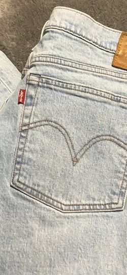 Women’s Levi’s