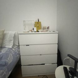 Storklinta IKEA 4-drawer chest, white/anchor/unlock function