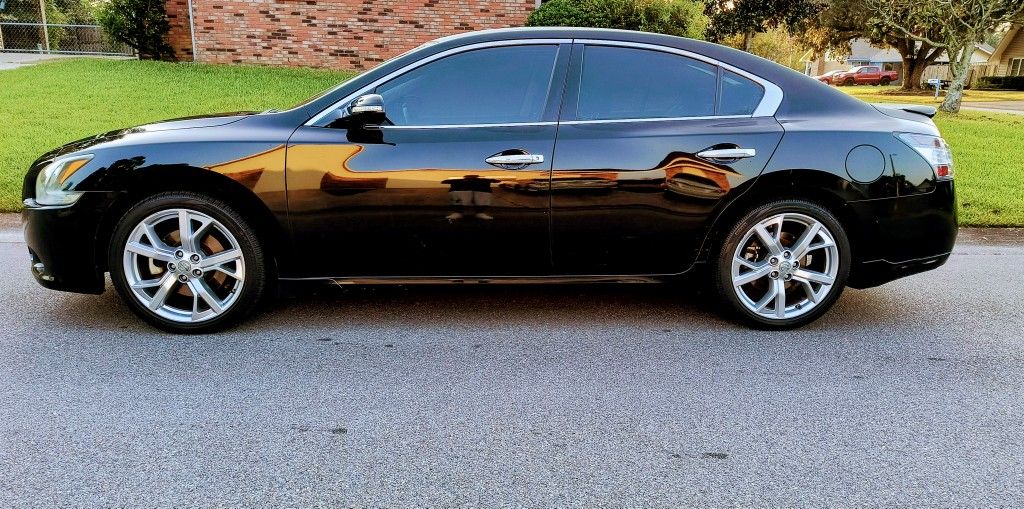 2012 Nissan Maxima