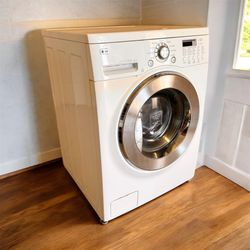 $300 for (1) LG 2.44 c.f Front Load Washer/Dryer Combo White - WM3431HW / 01 