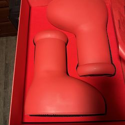 Mschf Big Red Boot