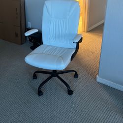 White Rolling Office Desk Chair 