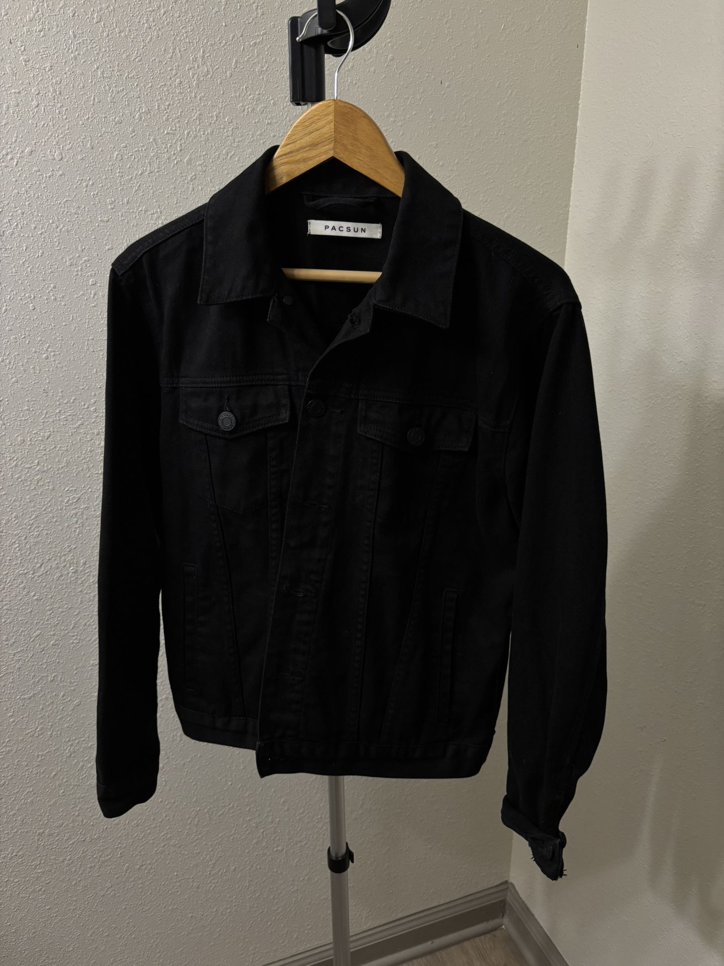 Pacsun Men’s Small Black Denim Jacket