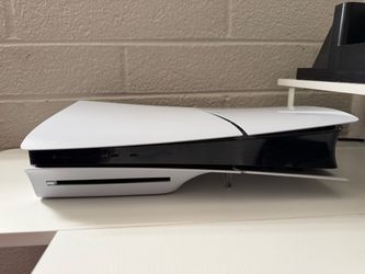 PS5 Slim Disc Edition 1TB – Complete Bundle + Cooling & Charging Stand