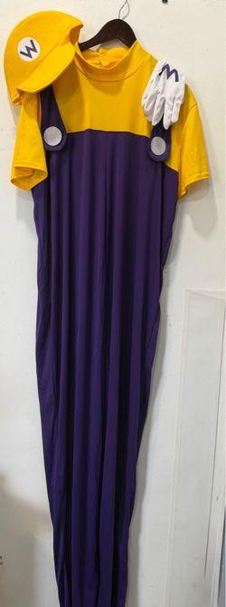 Adult Wario Halloween costume size XL