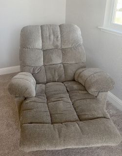 New Rocking Recliner $500