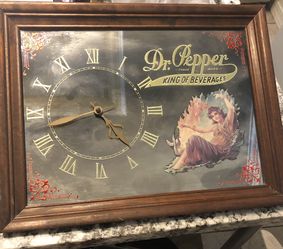 Vintage Dr Pepper mirror clock