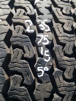 235 75 15 good truck tire on 5 bolt rim