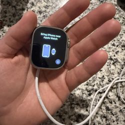 Apple Watch Ultra 49mm Titanium GPS + LTE – Excellent Condition