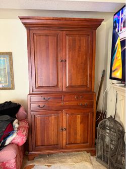 Lexington hutch solid cherry