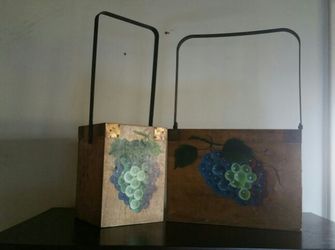 Wine bottle holder