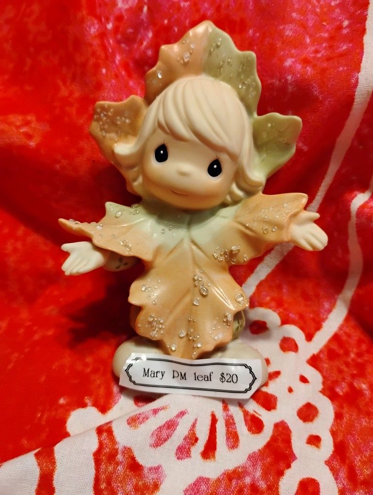 Precious moments leaf Figurine