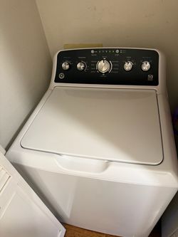 GE High Efficiency Agitator Large ( 4.5-cu ft ) Top-Load Washer ( White )