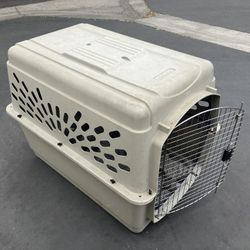 LARGE DOG KENNEL 