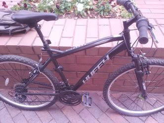 🚲 Huffy Mountain Bike – Great Condition (Needs Front Tube)