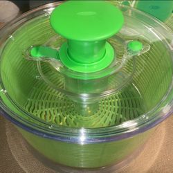 Brand New Salad Spinner