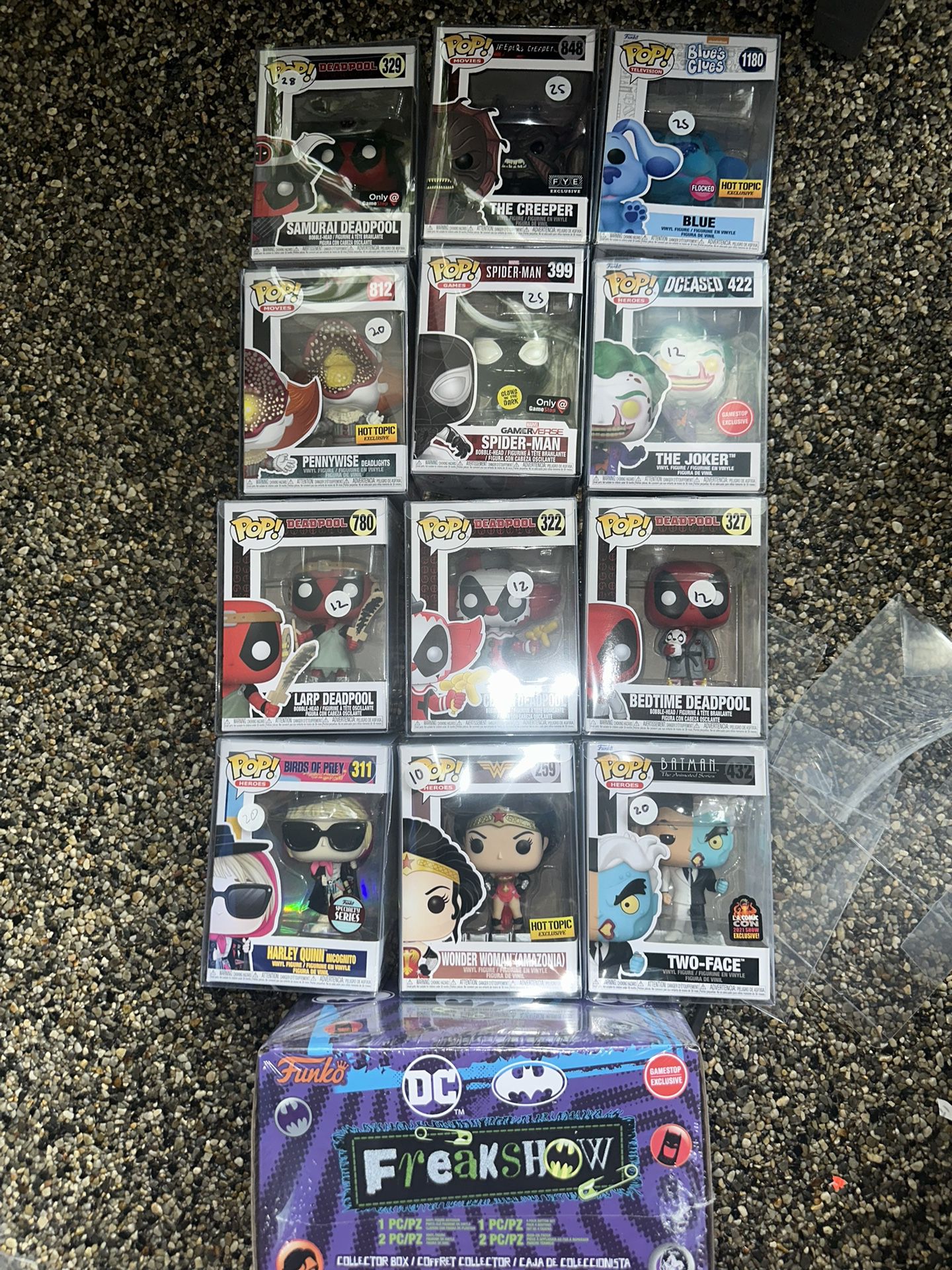 Funkos Pops Marvel, Dc, Anime, Tv Series, With Protected Cases! Negotiateable! Buy 2 Save 5!