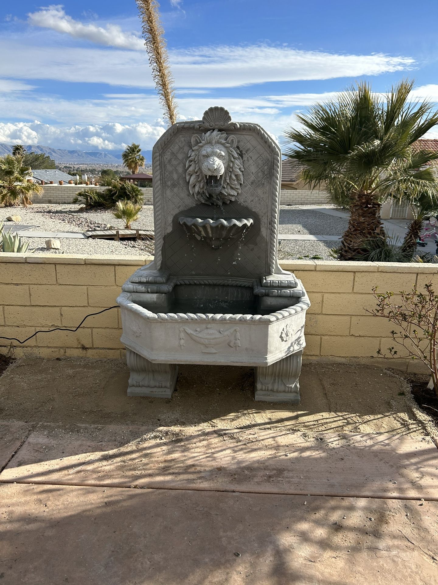 New Water Fountain Made Out Of Cement Perfect Gift