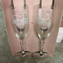 Champagne Glasses (western) 