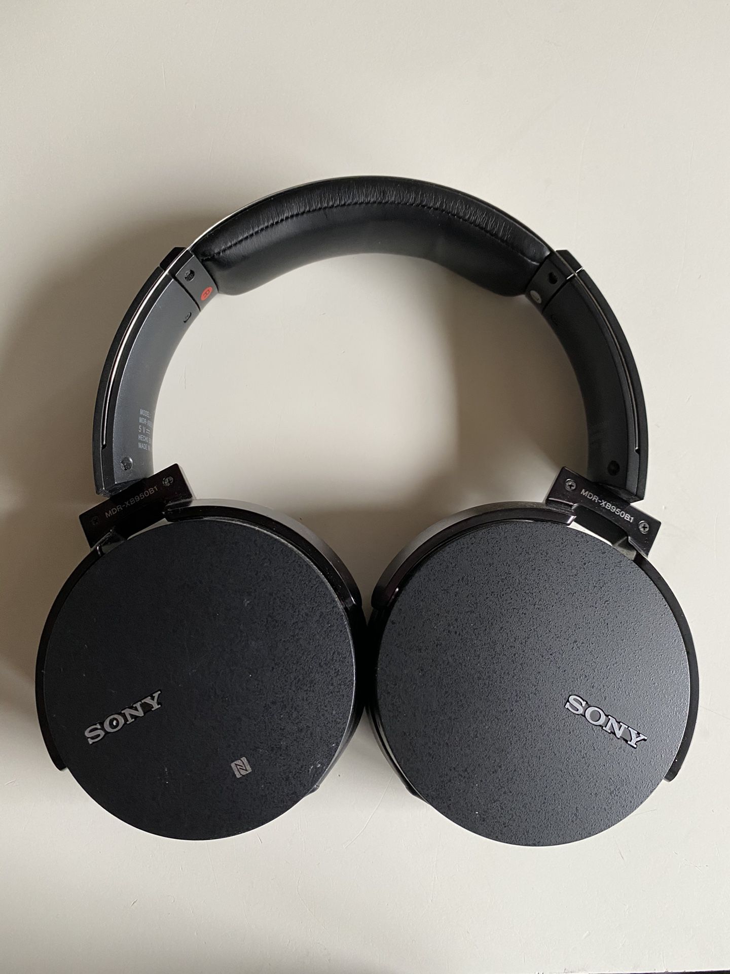 Sony MDR-XB950B1 Headphones