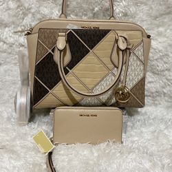 Mk Purse And Wallet 